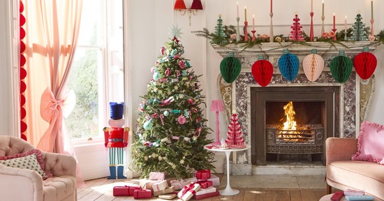 Ha a lakás ezen pontján állítod fel a karácsonyfát, mágnesként vonzod majd a pénzt és a szerencsét