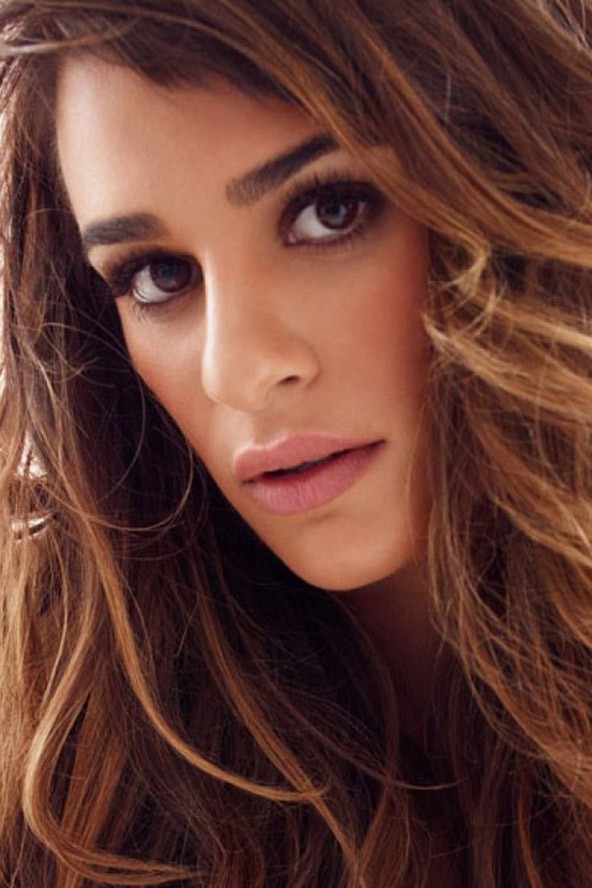 Lea Michele is kampányol a bőrrákszűrés mellett