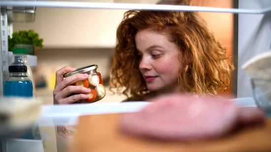 8 dolog, aminek semmi helye nincs a hűtőszekrényben, mégis mindenki oda teszi