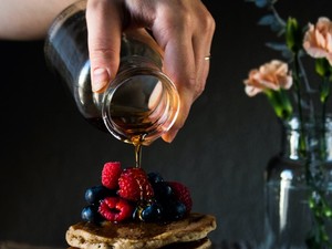 Marton Adri szerda este isteni, alakbarát palacsintát fog élőben készíteni Instagramon