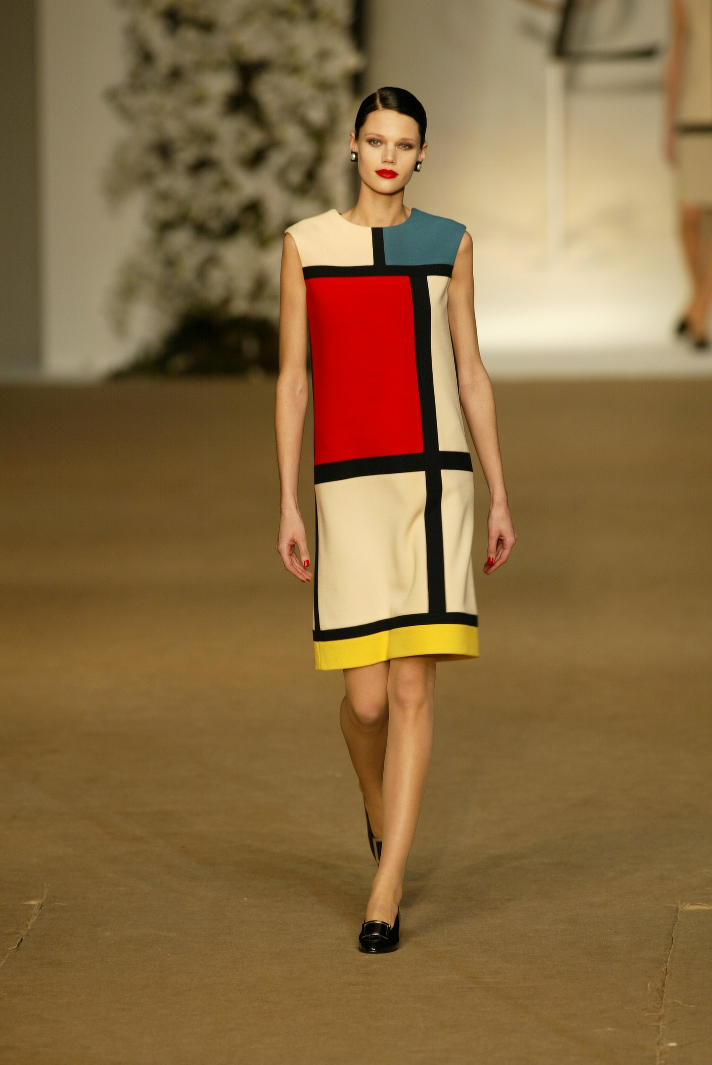 Modernista: Yves Saint Laurent 2002 haute couture