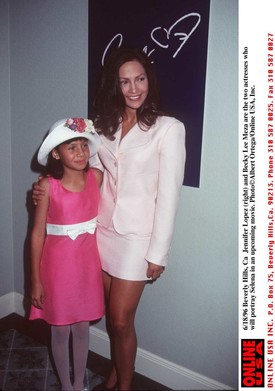 Jennifer Lopezre alig ismerünk rá a fiatalkori fotóin