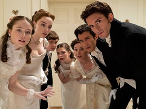 Bridgerton kvíz: Melyik családba kerülnél a személyiséged szerint?