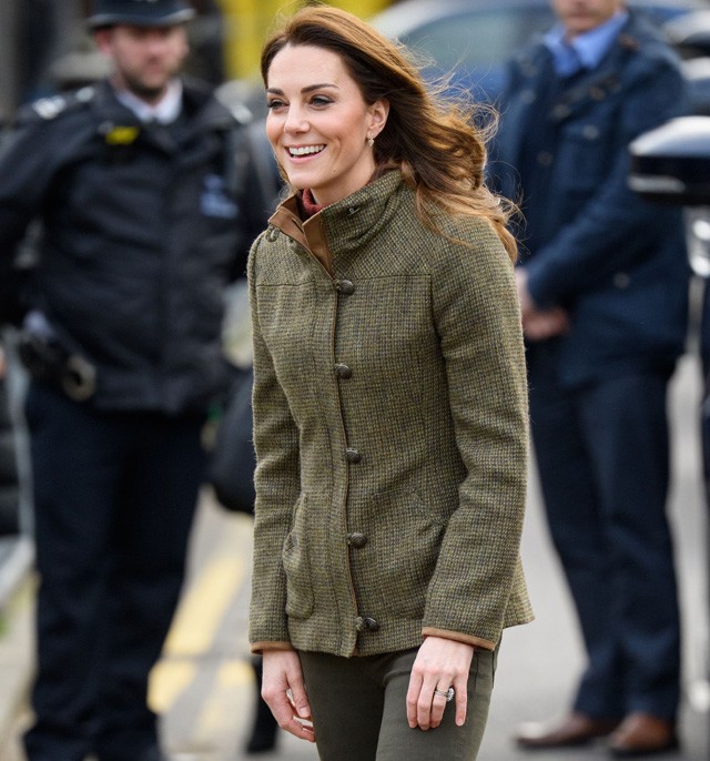 Kate Middleton egy Dubarry dzsekiben