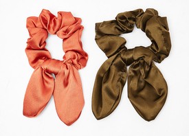 Szatén füles BERSHKA 995 Ft