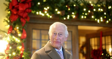 Erre senki sem számított: Fontos hagyományt tör meg idén karácsonykor Károly király