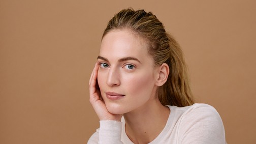 Gólyahír, babát vár a gyönyörű magyar modell: Axente Vanessa mesés fotóval jelentette be a baba érkezését