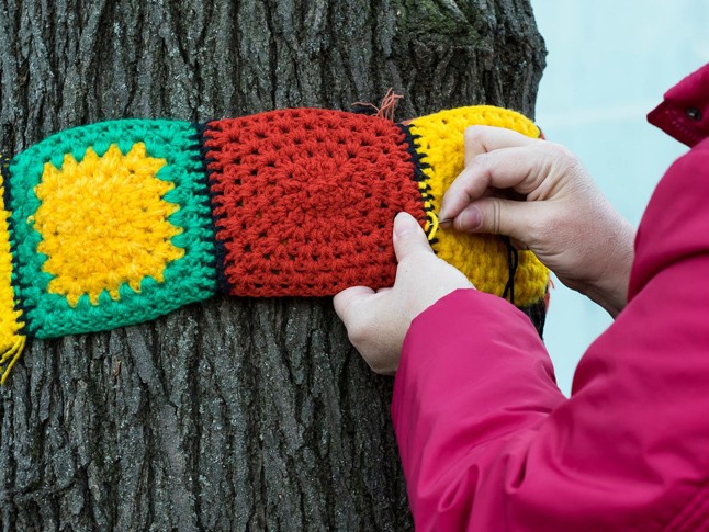 Kötőtűvel harcolnak a Városliget fáiért