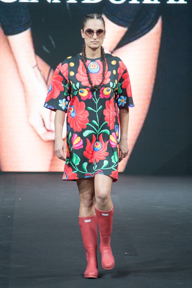 Dukai Regina: ˝Hányszor szerettek volna minket a földbe döngölni, de csak még erősebbé tették a Sugarbird csapatát˝