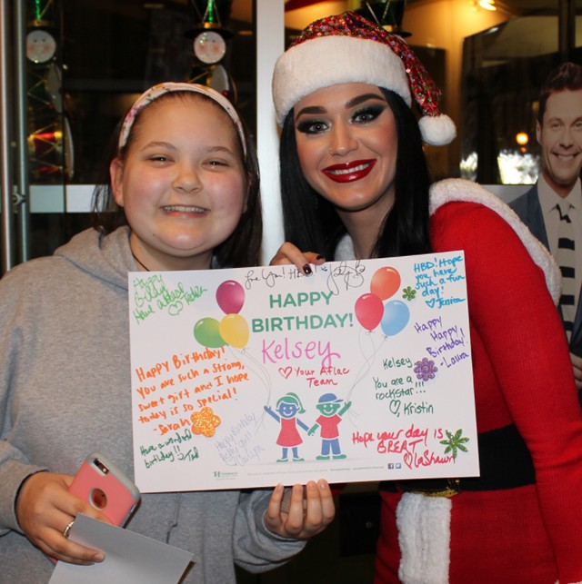 Katy Perry olyan szívmelengető dolgot tett, hogy megkönnyeztük!