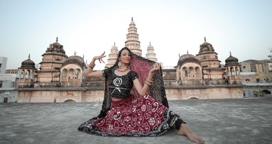 Komáromi Alexandra: „India és az indiai tánc segített abban, hogy elfogadjam roma származásomat”