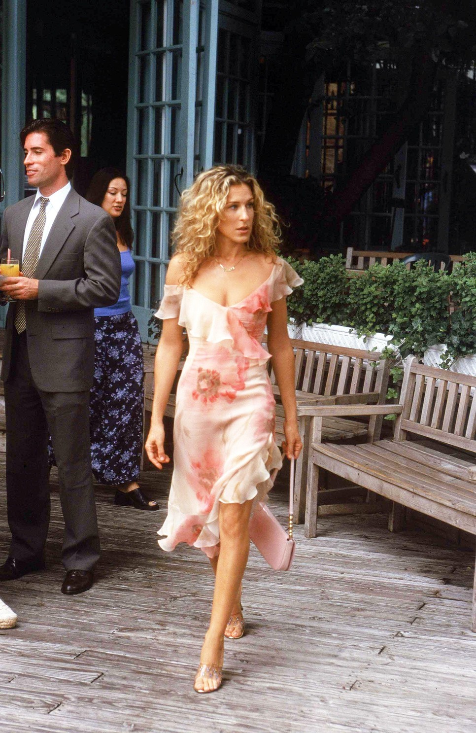 Carrie Bradshaw Richard Tyler ruhája a Szex és New York harmadik évadából