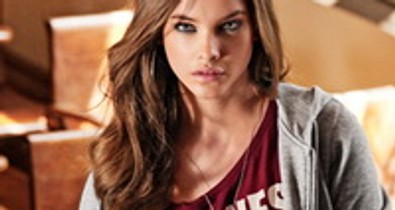 Palvin Barbara, a H&M és a suli