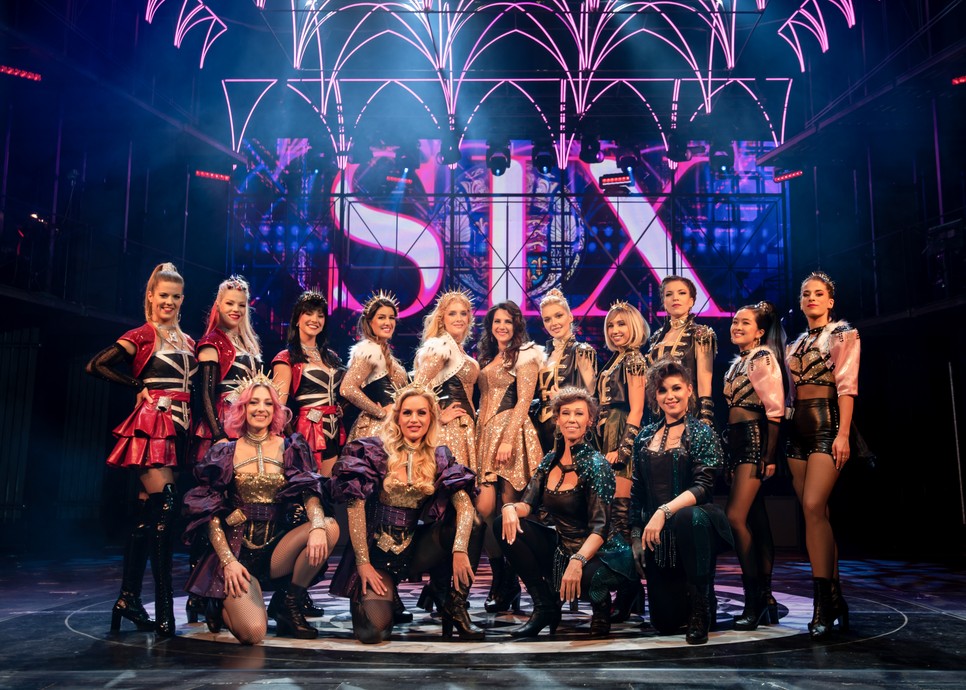 A SIX 15 csodálatos művésznőjének egy közös célja biztosan van: zseniális produkciót nyújtani a közönségnek