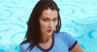 A hét legszexibb fotóját Bella Hadid posztolta egy szál bugyiban
