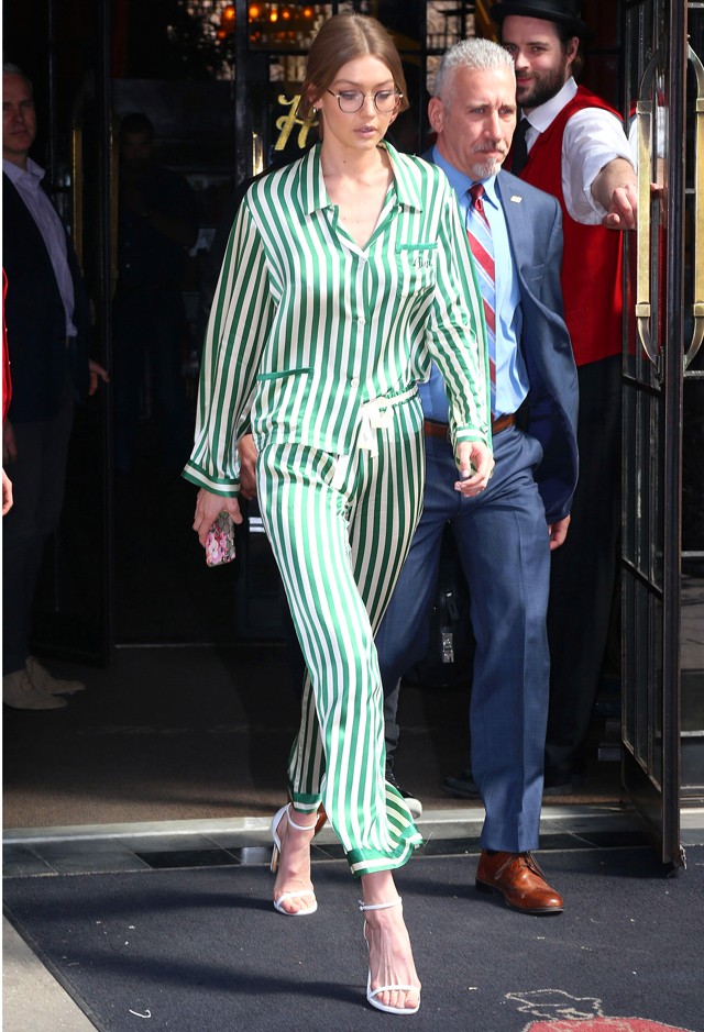 Gigi Hadid pizsamában 