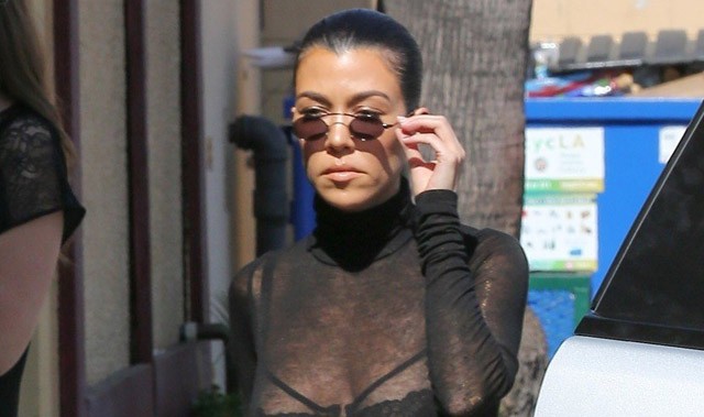 Kourtney Kardashian olyan szexi, hogy simán lekörözte Kimet!