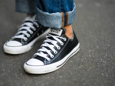 Kosaras jelképből vált mindenki által imádott tornacipővé, és a Converse Chuck Taylor ma sem megy ki a divatból