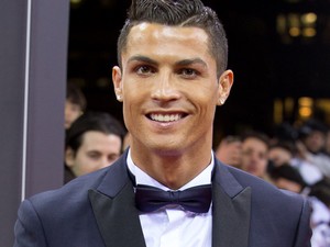 A napra lehet nézni, de Cristiano Ronaldo meztelen felsőtestére nem