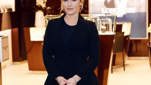 Kate Middleton után szabadon: Kate Winslet gyönyörű kabátban