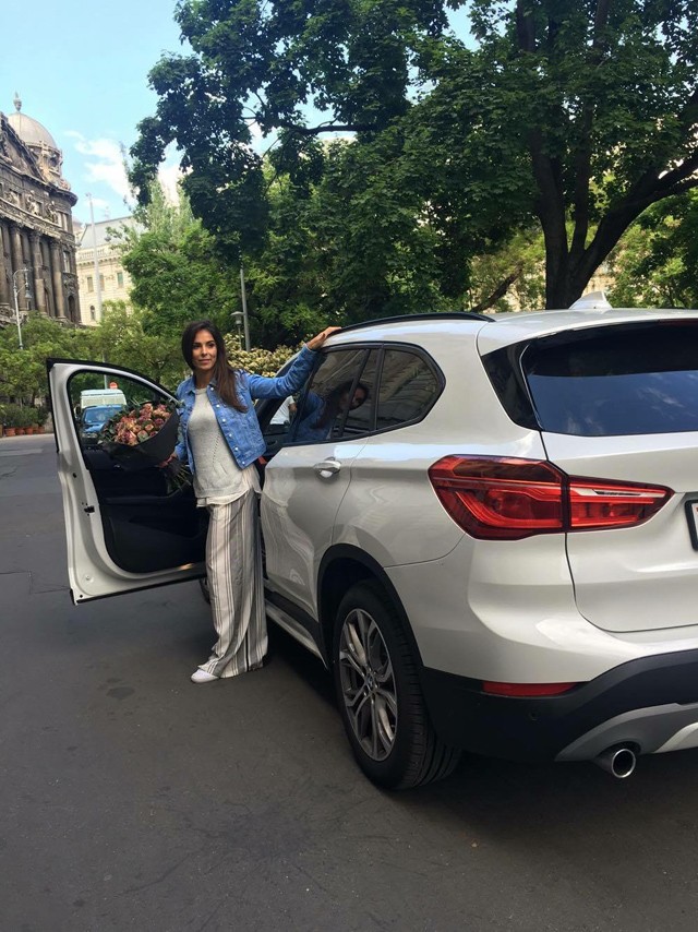 Kényelmesen sikkes szettben szeret vezetni Molnár Andi