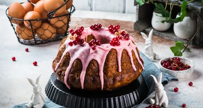 Ezt a cuki, rózsaszín cukormázas kuglófot imádni fogod
