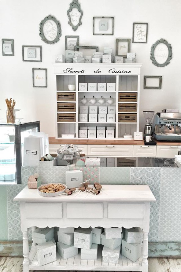 Bon Jour The Sweet by Vintage Garden!