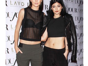 Kim, sajnos a tesóid menőbbek nálad