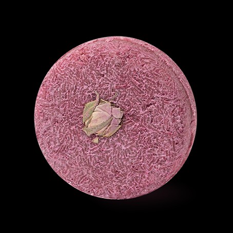 Angel Hair: Az érzékeny fejbőr és az angyalian lágy tincsek legjobb barátja a rózsavíz, az ylang ylang olaj és a varázsmogyorókivonat. 