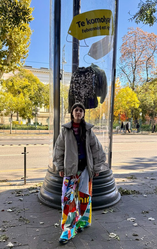 Ferencz Borbála és Dr. Sinkovics Ede Kukaszüleményei a budapesti utcákon hívják fel a figyelmet a környezettudatosság fontosságára, illetve a szemétben rejlő kreatív lehetőségre