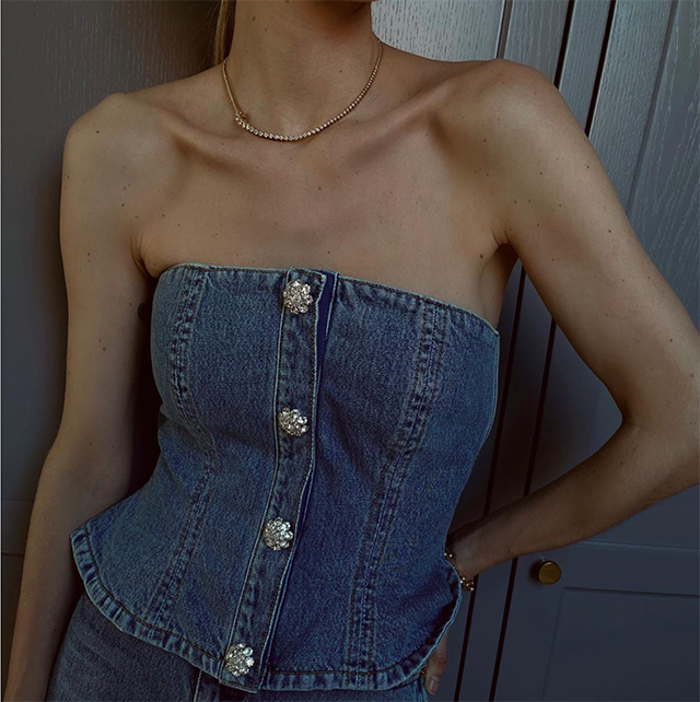 Virtuális randid van? Mutatjuk hozzá a legjobb felsőket