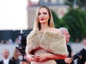 Mégis mi történt Angelina Jolie hajával? Első látásra alig ismertük fel a színésznőt