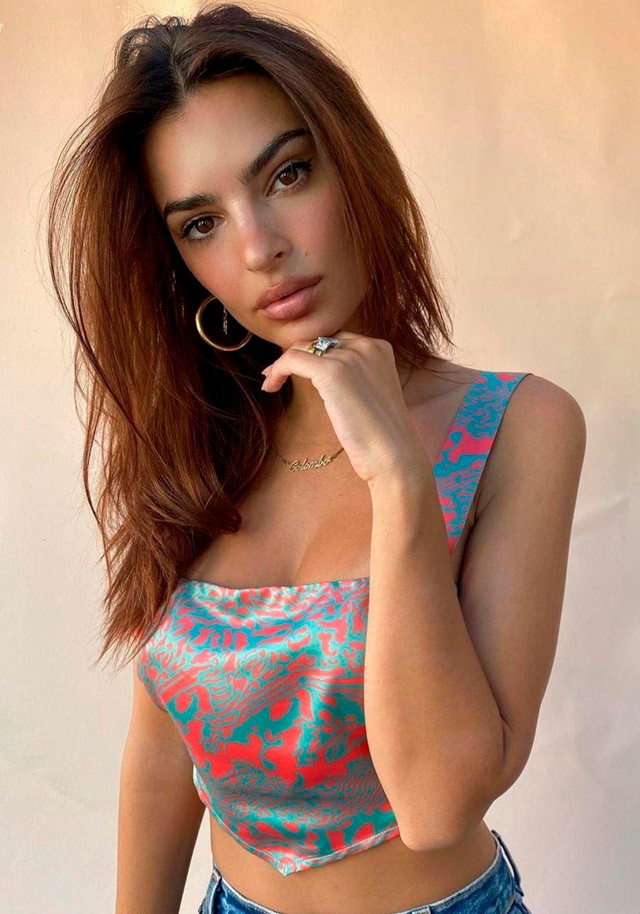 Emily Ratajkowski: ,,Nem fogjuk tudni a gyermekünk nemét 18 éves koráig"