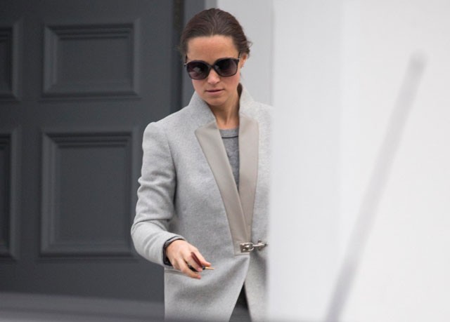 pippa middleton, szövetkabát, hercegné, bokacsizma