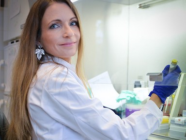 Ez a két magyar kutatónő nyerte a L`Oréal - UNESCO A nőkért és a tudományért díjait