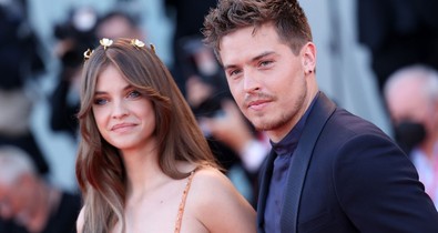 Palvin Barbara és szerelme, Dylan Sprouse olyanok új fotójukon, mintha ikrek lennének