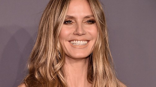 Nem láttál még tökéletesebb farmerkombinációt annál, amilyet Heidi Klum viselt