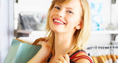 Tudjuk, hogy hamis, mégis megvesszük