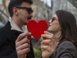 Nem vagyok jól, de majd jönni fog a nagy Ő, aki helyrehozza a dolgokat - valóban így lenne?