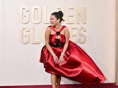 Vége a találgatásoknak! Selena Gomez elárulta, mit mondott Taylor Swiftnek a Golden Globe-on