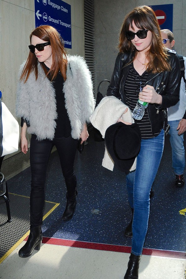 dakota johnson, julianne moore