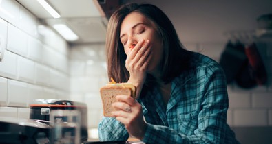 Nincs olyan étel vagy diéta, amely bizonyíthatóan képes csökkenteni a magas kortizolszintet - dietetikussal beszélgettünk