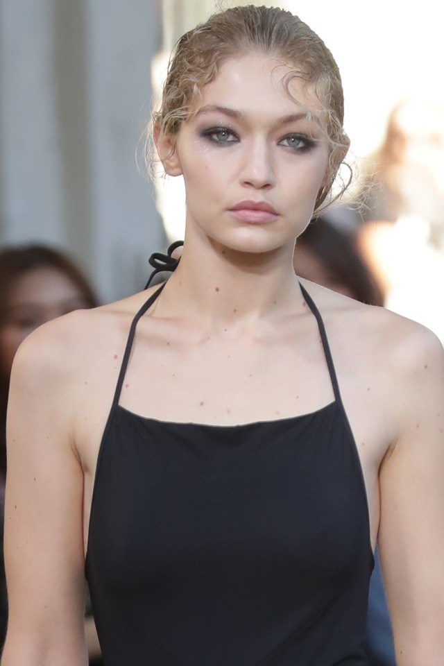 Gigi Hadid Alberta Ferretti