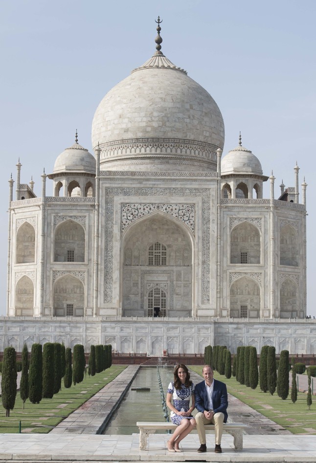 kate middleton, william, taj mahal