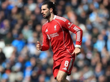 Buzsik Borka brutális kockahasat villantott, elképesztő formában van Szoboszlai Dominik felesége