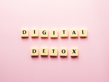 Túl sokat bámulod a képernyőt? Itt az idő egy digitális detoxra!