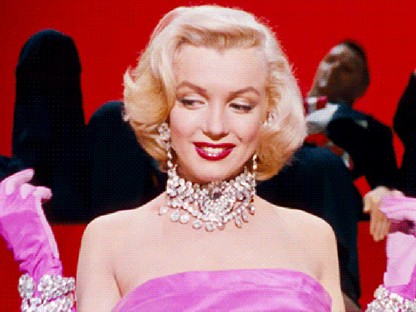 Júniusi HOROSZKÓP: Igazi mesebeli hónapot ígérnek a csillagok, tele humorral, sikerrel, csábítással