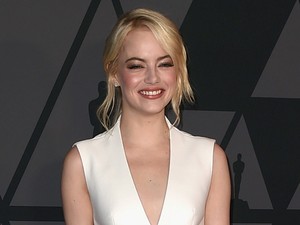 Emma Stone annyira bájos, pedig a ruhája megint nem nagy szám