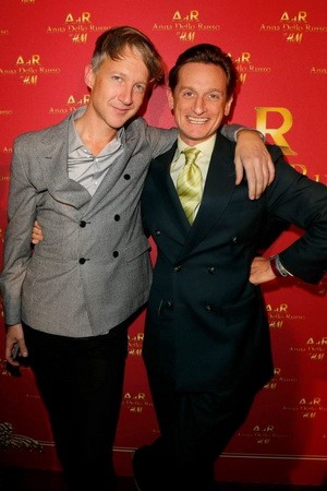 Jefferson Hack, a Dazed & Confused alapítója Hamish Bowles-szal, a Vogue szerkesztőjével