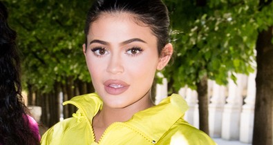 Annyira kínos volt Kylie Jenner Photoshop-bakija, hogy törölte is a fotót: de az internet nem felejt